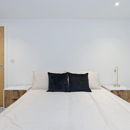 Stylish Beach Front Retreat 2 Bedrooms خليج هيرن المظهر الخارجي الصورة